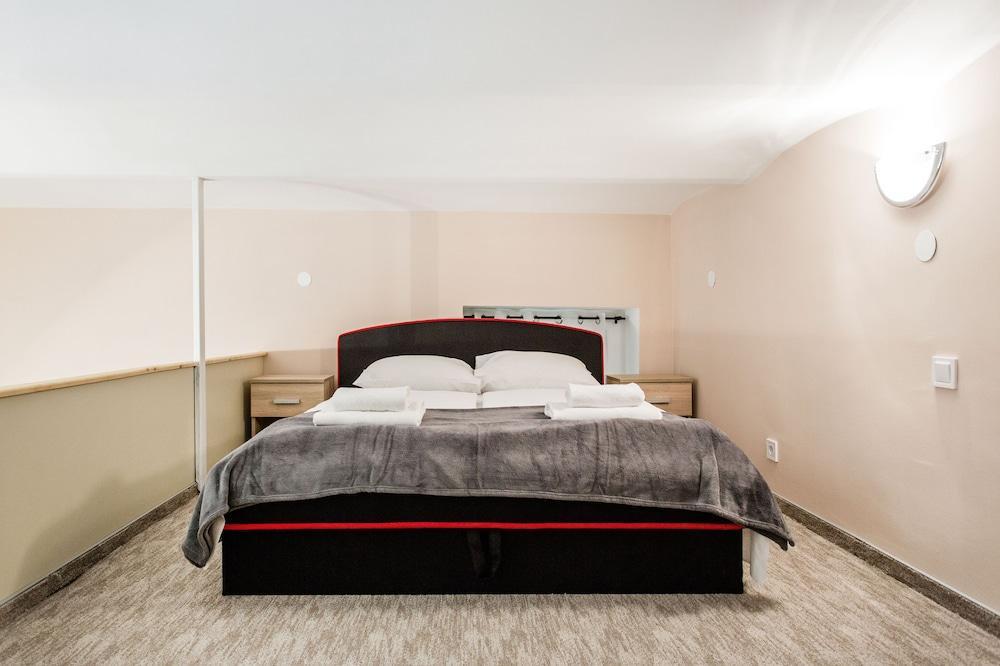 Akacfa Holiday Apartments Βουδαπέστη Εξωτερικό φωτογραφία