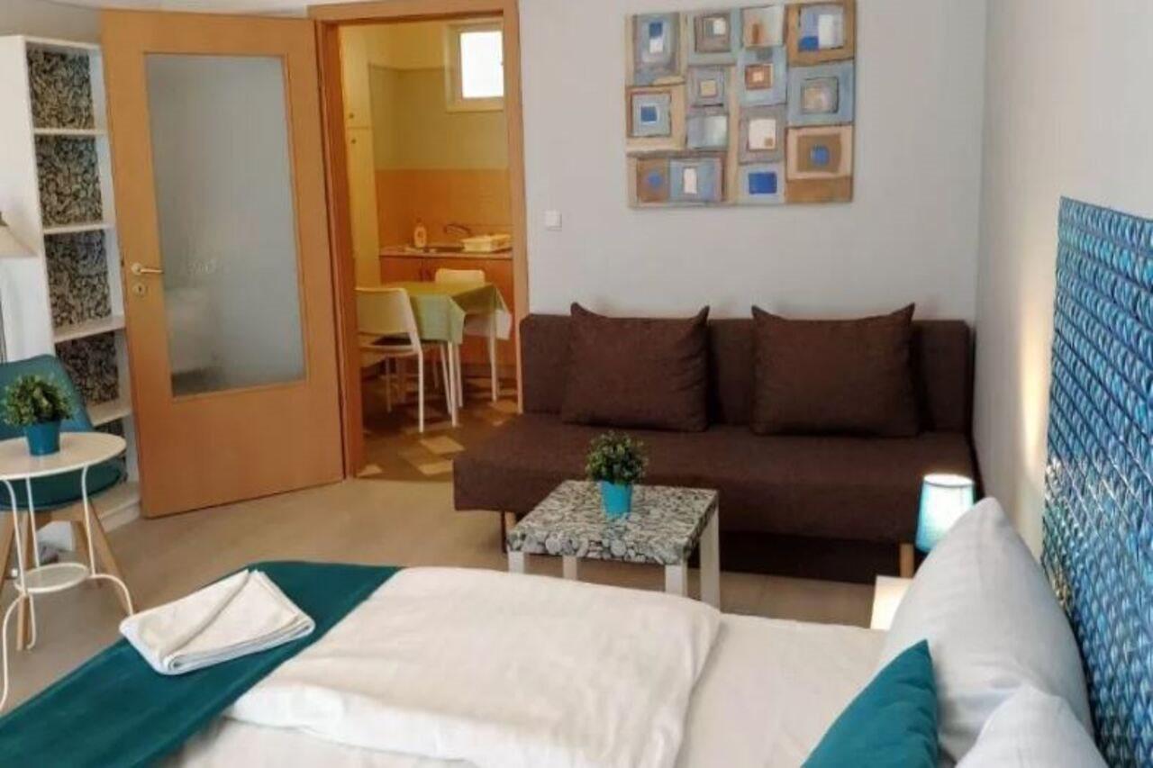 Akacfa Holiday Apartments Βουδαπέστη Εξωτερικό φωτογραφία